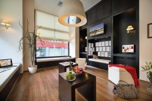 hotel suite home prague