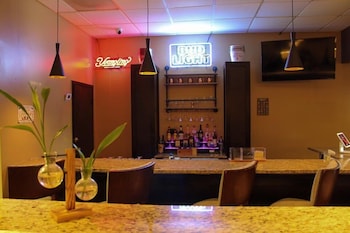 Home Inn Woods Hotel,,2.5 star