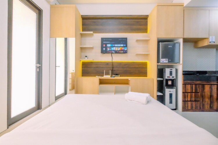 homey and well design studio transpark cibubur apartment