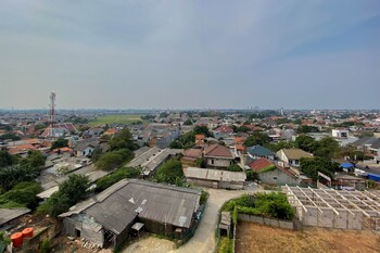 homey and well furnished studio gateway park lrt city bekasi apartment