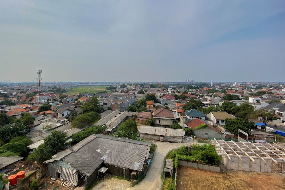 homey and well furnished studio gateway park lrt city bekasi apartment