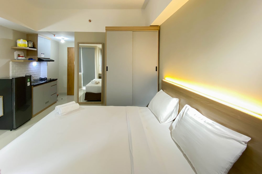 homey and well furnished studio gateway park lrt city bekasi apartment