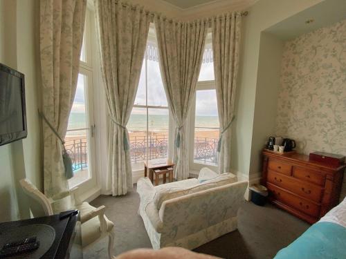 east beach hotel