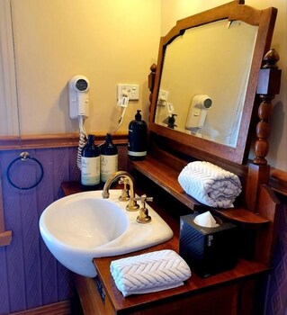 mole creek guesthouse