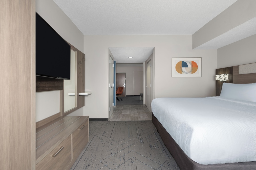 holiday inn express pembroke by ihg