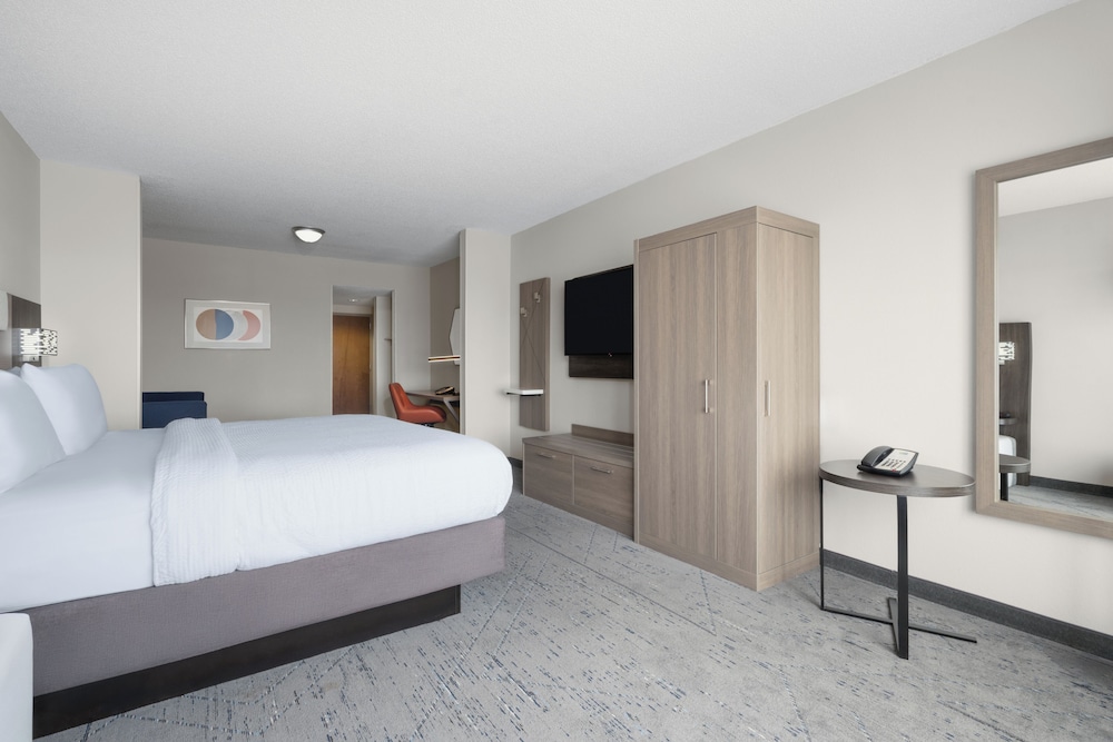 holiday inn express pembroke by ihg