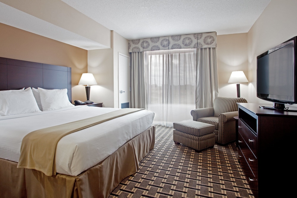 holiday inn express pembroke by ihg
