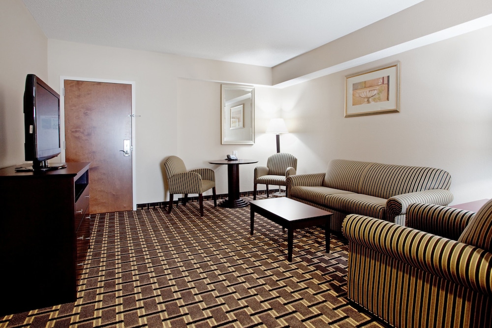 holiday inn express pembroke by ihg