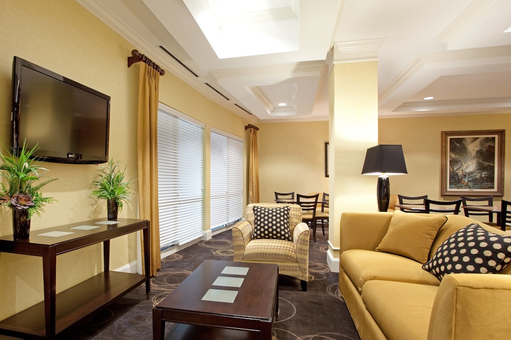 holiday inn express pembroke by ihg