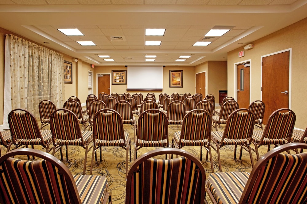 holiday inn express pembroke by ihg