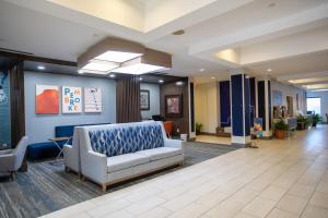 holiday inn express pembroke by ihg