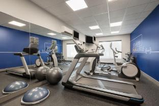 holiday inn express pembroke by ihg