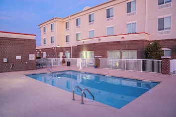 Holiday Inn Express Pembroke By Ihg,Pembroke>>Lumberton,3 star