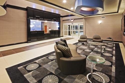 holiday inn express hotel and suites jacksonville by ihg
