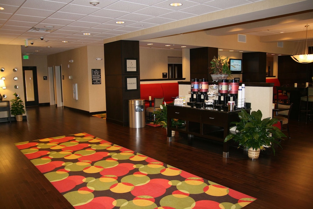hampton inn jacksonville anniston area