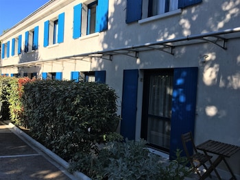 hotel le castel fleuri