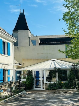 hotel le castel fleuri