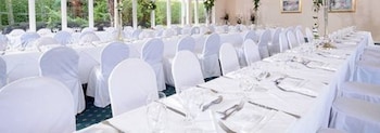 Caledonian Hotel,,3 star