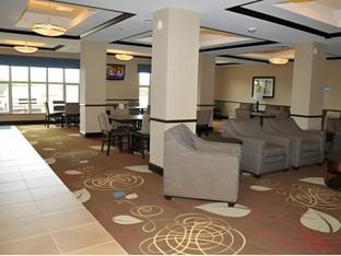 holiday inn express and suites clinton by ihg