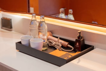 hotel adam krabi