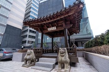 the prima hotel jongno