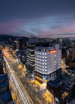 the prima hotel jongno