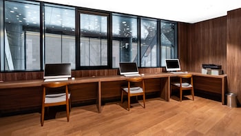 the prima hotel jongno