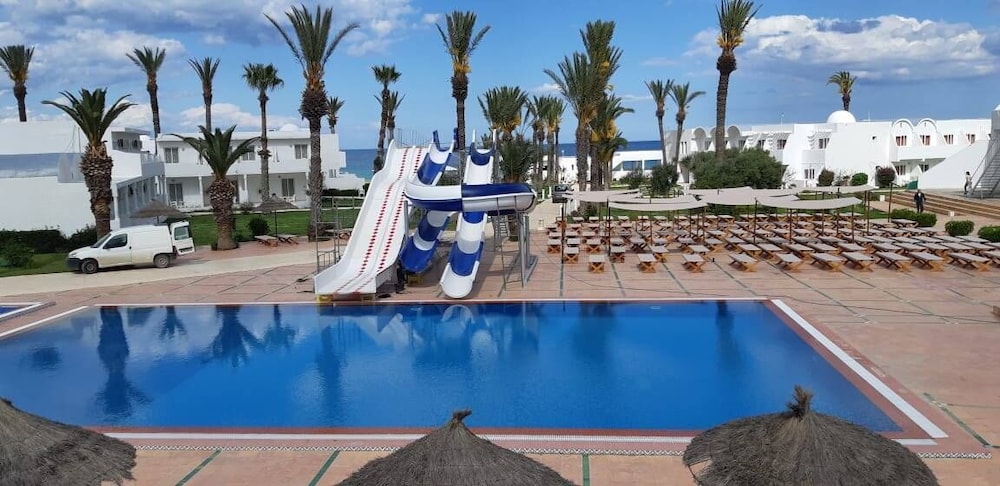 hotel best beach family only
