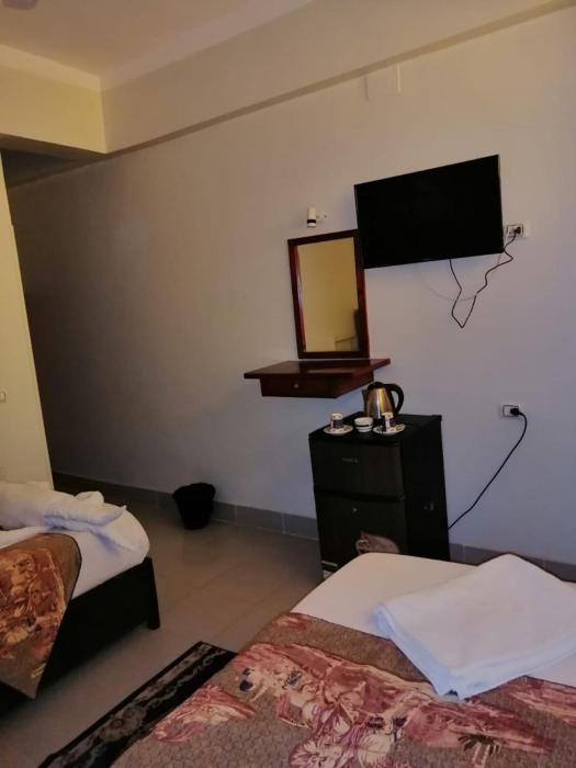 rezeiky hotel and camp luxor