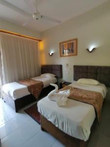 rezeiky hotel and camp luxor