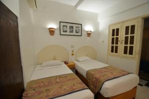 Hotel-Img