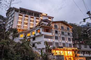 summit grand resort and spa gangtok