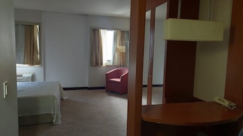 flat particular no comfort suites