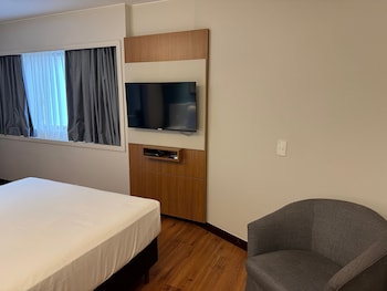 flat particular no comfort suites