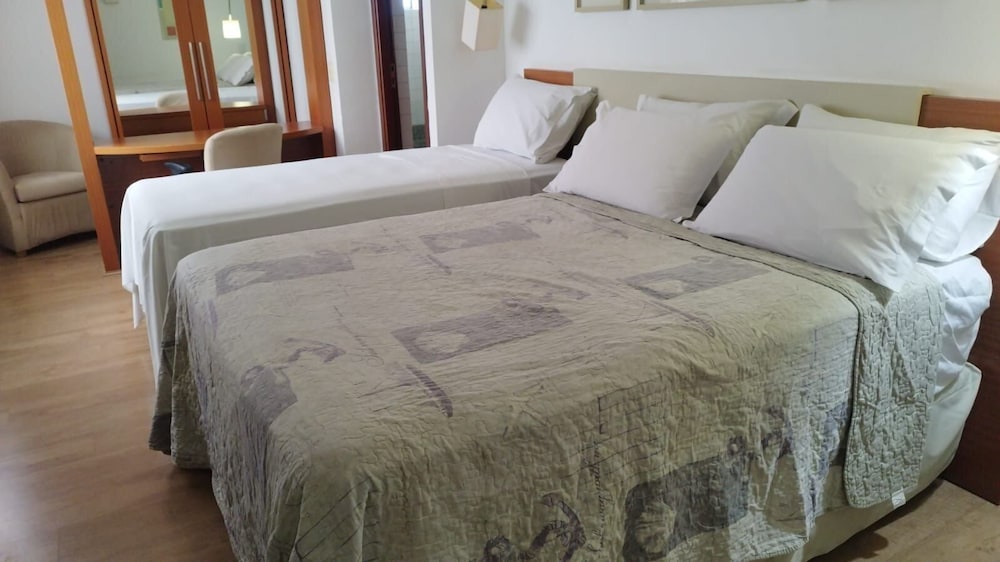 flat particular no comfort suites