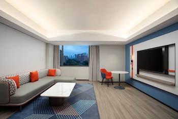 holiday inn express shanghai gumei by ihg