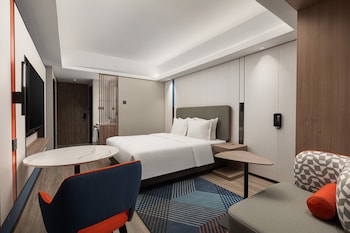 holiday inn express shanghai gumei by ihg