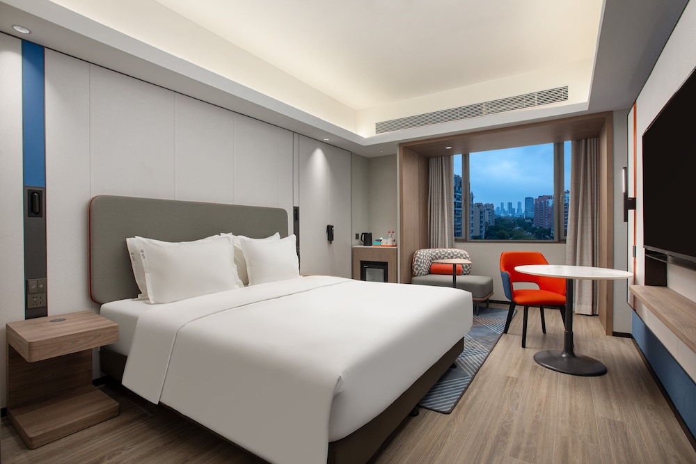 holiday inn express shanghai gumei by ihg