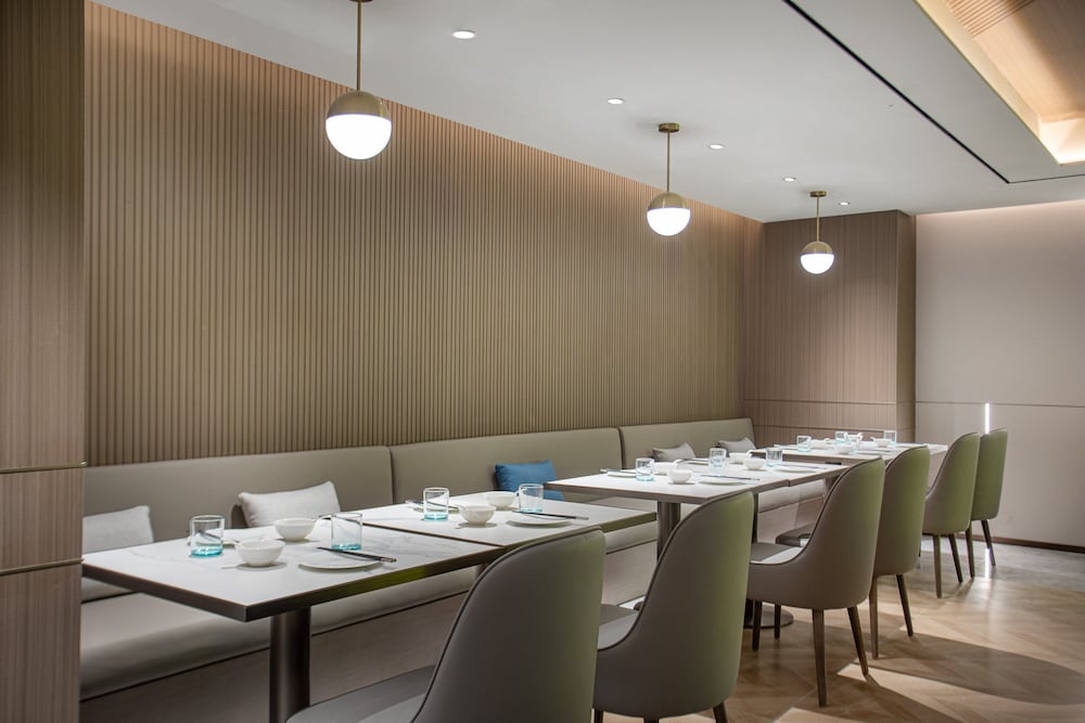 holiday inn express shanghai gumei by ihg