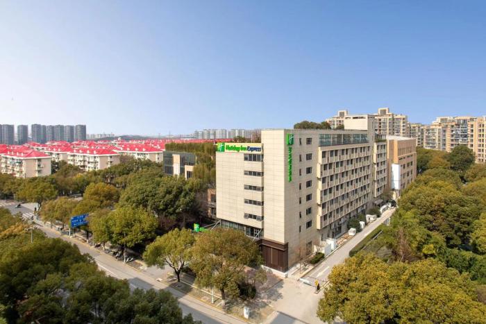 holiday inn express shanghai gumei by ihg