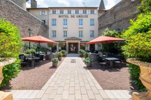 demeures and chateaux hotel de greuze