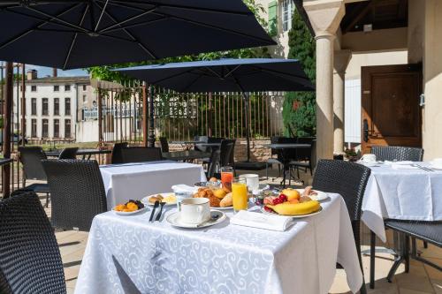 demeures and chateaux hotel de greuze