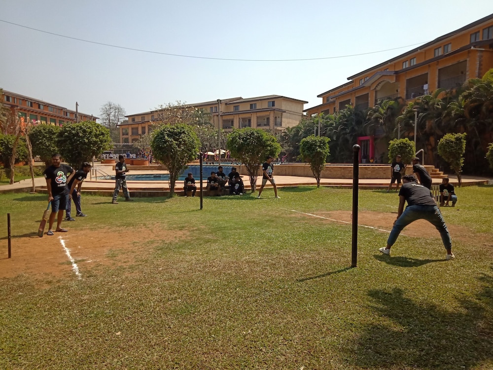 discover resorts khandala