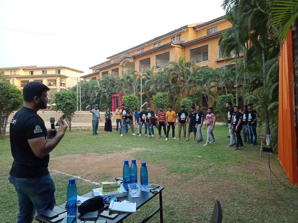 discover resorts khandala