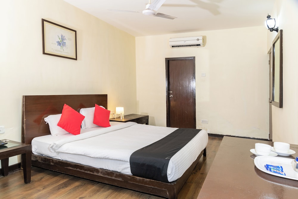 discover resorts khandala