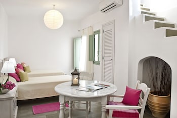 aura marina apartments santorini