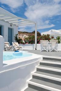 aura marina apartments santorini