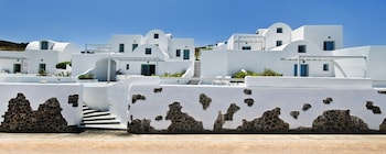 aura marina apartments santorini