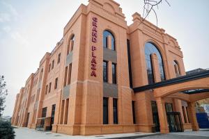 grand plaza hotel samarkand