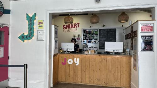 smart russell square hostel